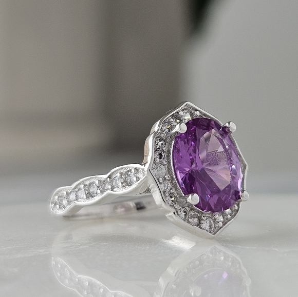 Purple Amethyst Gemstone ring, 925 Sterling Silver Charmed Aroma - Picture 6 of 9